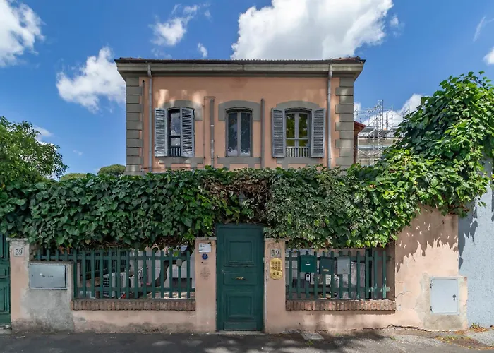 Ponte Milvio Elegance & Private Parking